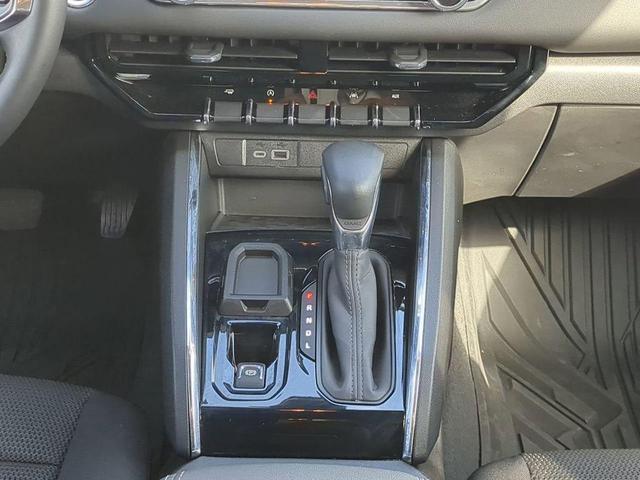 Photo of 2024 Volcanic Red Tintcoat GMC Canyon