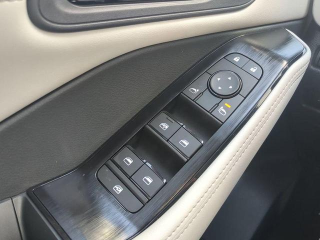 Photo of 2026 Scarlet Ember Tintcoat Nissan Rogue
