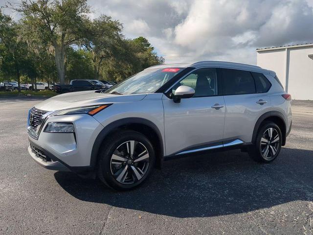 Photo of 2021 Brilliant Silver Metallic Nissan Rogue