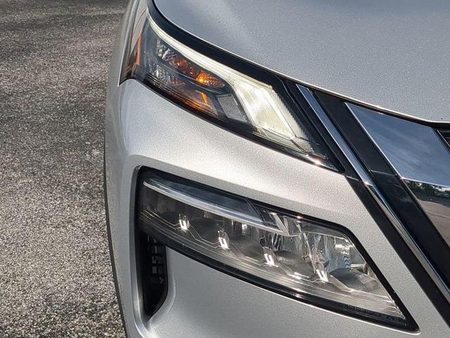 Photo of 2021 Brilliant Silver Metallic Nissan Rogue