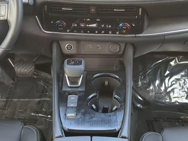 Photo of 2021 Brilliant Silver Metallic Nissan Rogue