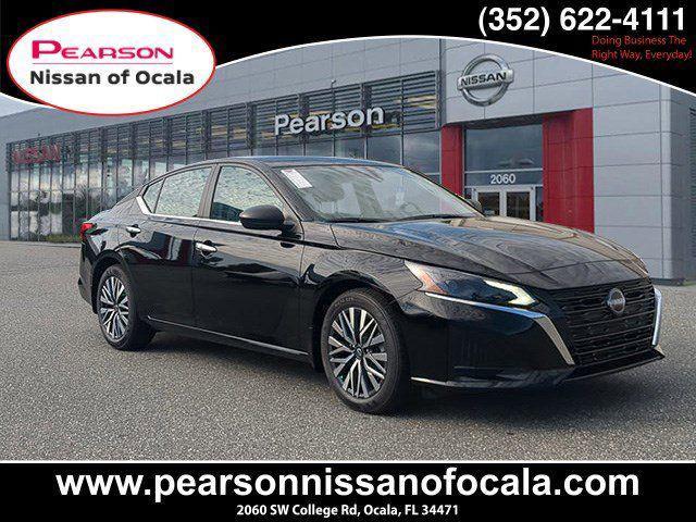 Photo of 2025 Super Black Nissan Altima