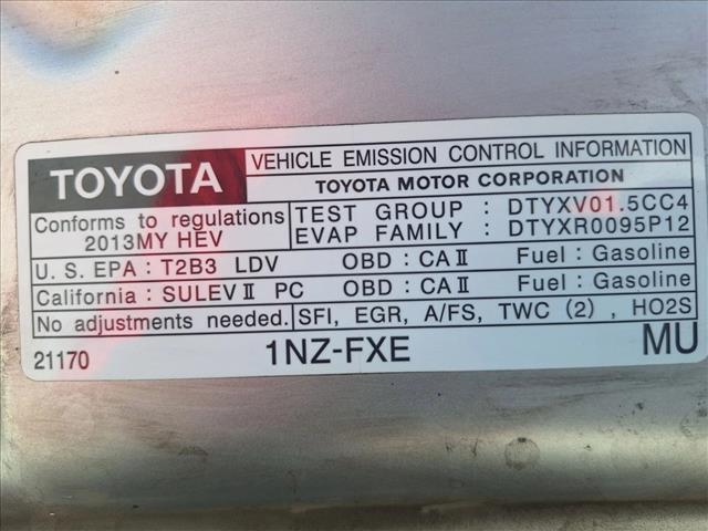 Photo of 2013 Classic Silver Metallic Toyota Prius c