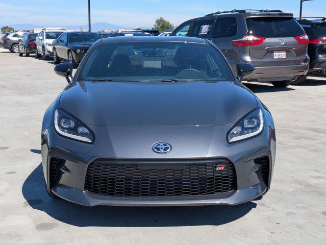 Photo of 2025 Pavement Toyota GR86