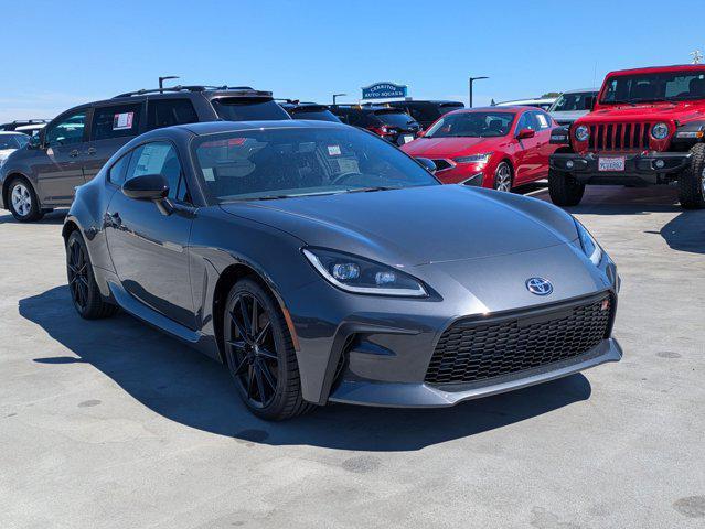 Photo of 2025 Pavement Toyota GR86