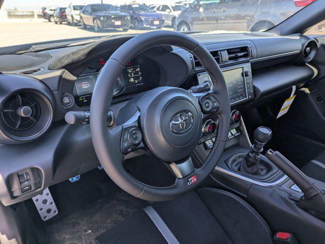 Photo of 2025 Pavement Toyota GR86