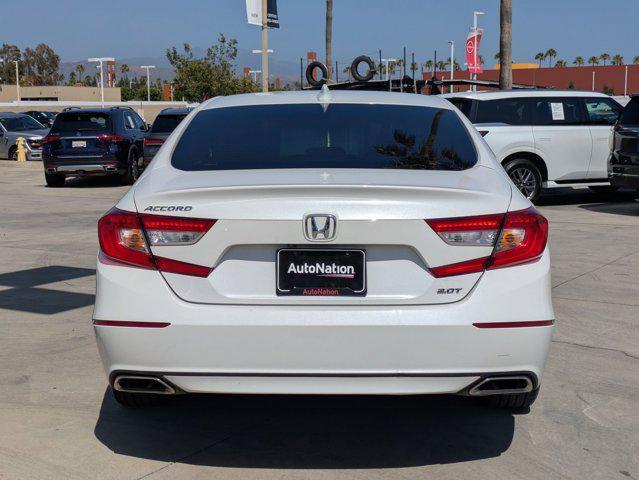 Photo of 2018 Platinum White Pearl Honda Accord