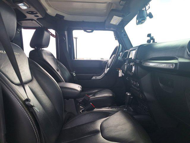 Photo of 2015 Black Clearcoat Jeep Wrangler Unlimited