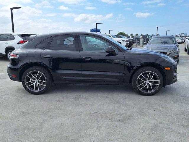 Photo of 2022 Black Porsche Macan