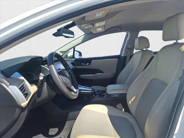 Photo of 2018 Platinum White Pearl Honda Clarity Plug-In Hybrid