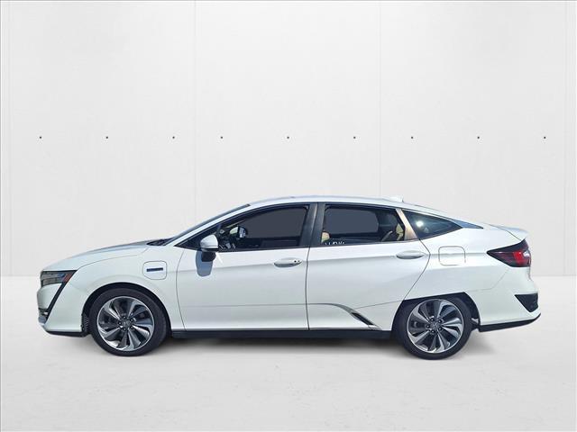 Photo of 2018 Platinum White Pearl Honda Clarity Plug-In Hybrid