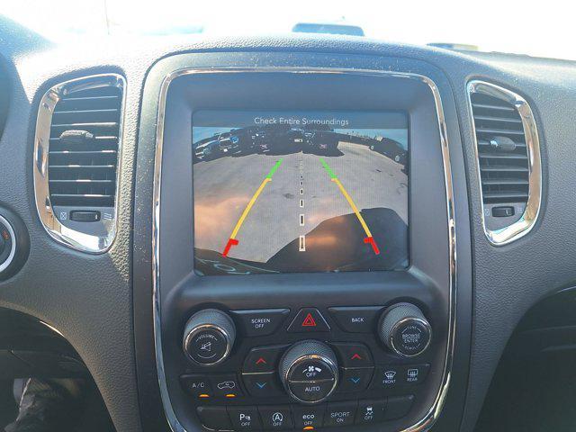 Photo of 2016 Brilliant Black Crystal Pearlcoat Dodge Durango
