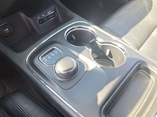 Photo of 2016 Brilliant Black Crystal Pearlcoat Dodge Durango