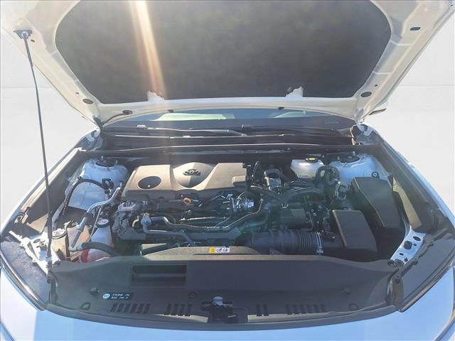 Photo of 2025 Ice Cap Toyota Camry