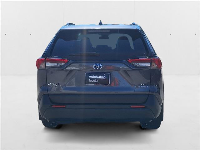 Photo of 2024 Silver/Gray Toyota RAV4 Hybrid