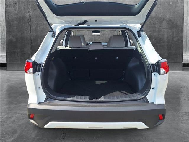 Photo of 2024 Wind Chill Pearl Toyota Corolla Cross