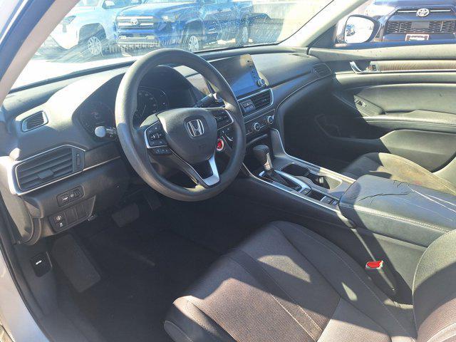 Photo of 2018 Platinum White Pearl Honda Accord
