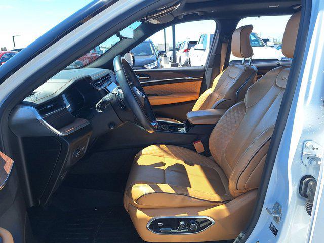 Photo of 2022 Bright White Clearcoat Jeep Grand Cherokee L