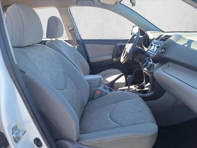Photo of 2012 Super White Toyota RAV4