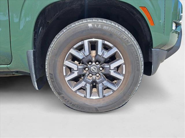 Photo of 2022 Tactical Green Metallic Nissan Frontier