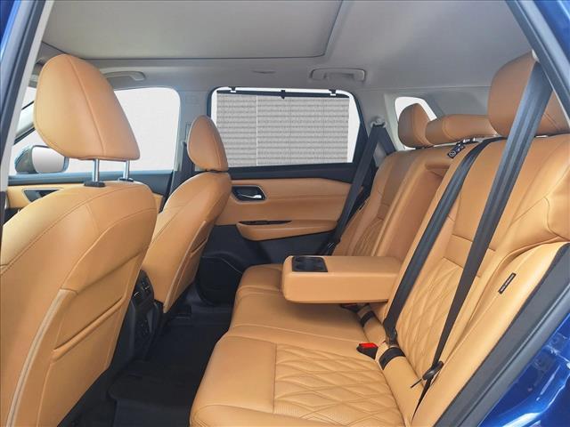 Photo of 2021 Caspian Blue Metal Nissan Rogue