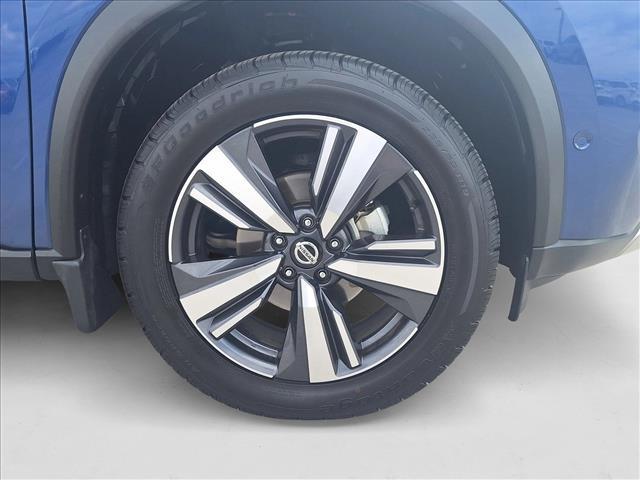 Photo of 2021 Caspian Blue Metal Nissan Rogue