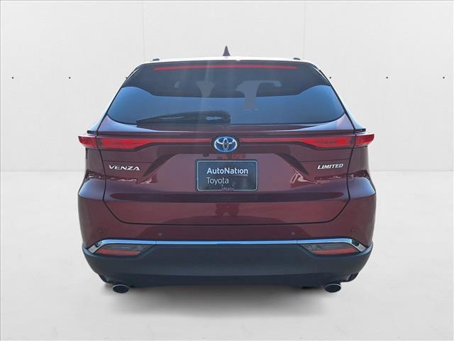 Photo of 2024 Ruby Flare Pearl Toyota Venza