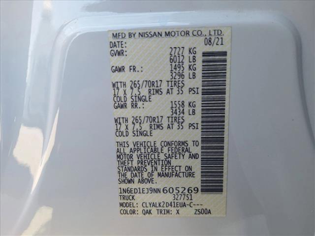 Photo of 2022 Glacier White Nissan Frontier