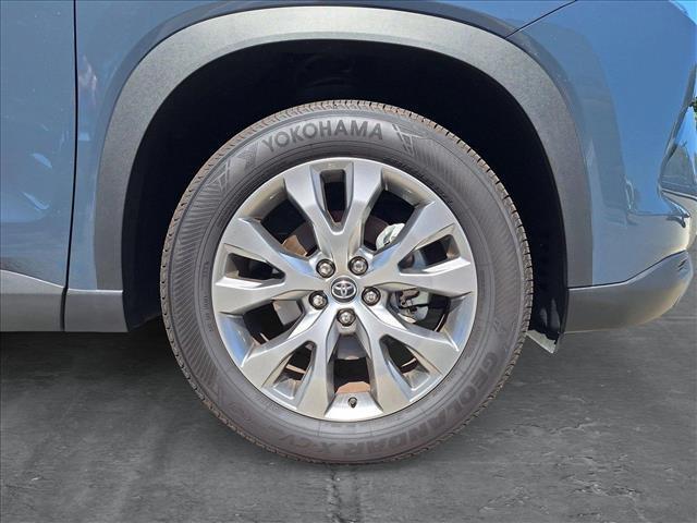Photo of 2024 Storm Cloud Toyota Grand Highlander