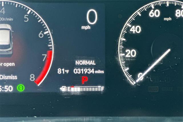 Photo of 2023 Platinum White Pearl Honda HR-V