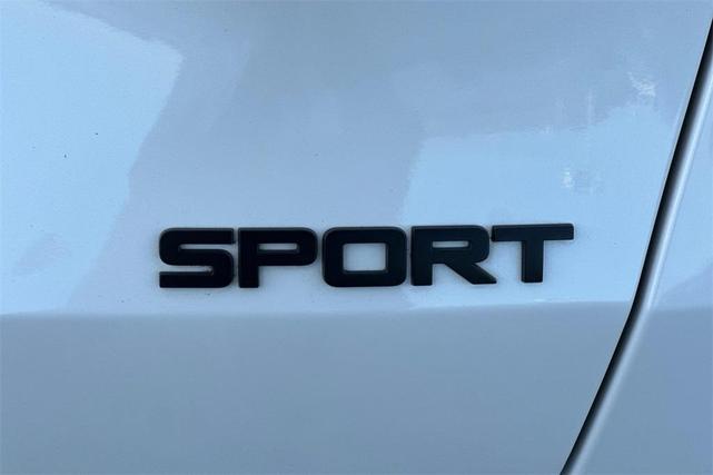 Photo of 2023 Platinum White Pearl Honda HR-V