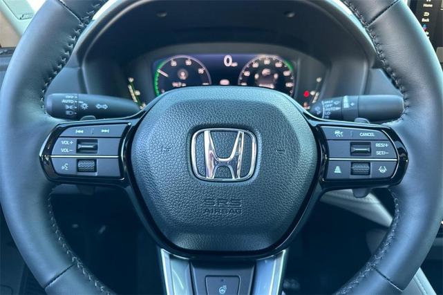 Photo of 2025 Platinum White Pearl Honda Accord Hybrid