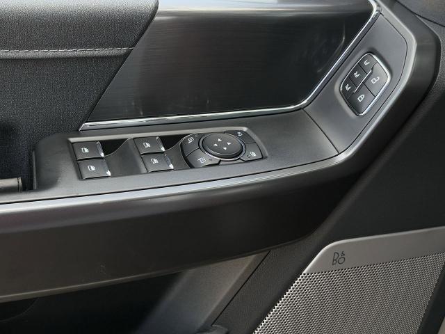 Photo of 2025 Star White Metallic Tri-Coat Ford F-150