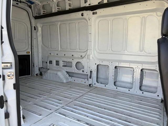 Photo of 2023 Oxford White Ford Transit-250