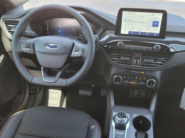 Photo of 2025 Star White Tri-Coat Ford Escape