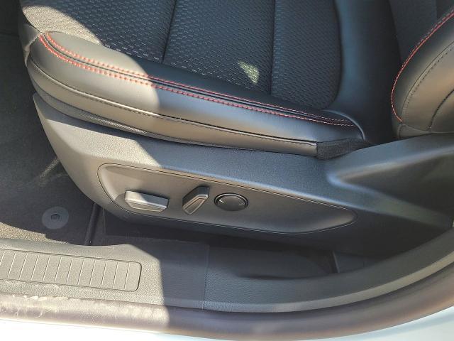 Photo of 2025 Star White Tri-Coat Ford Escape