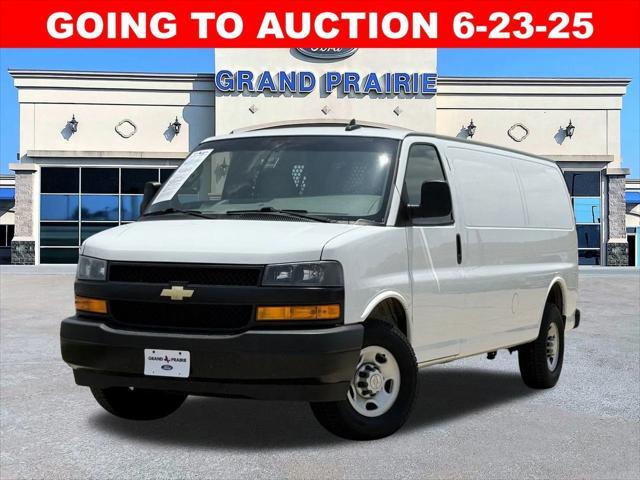 2022 Chevrolet Express 3500