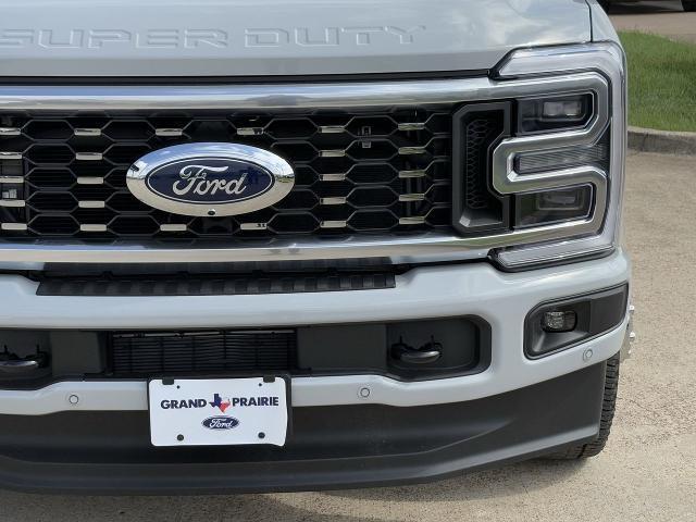 Photo of 2025 Avalanche Ford F-350
