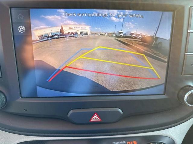 Photo of 2023 Snow White Pearl Kia Soul