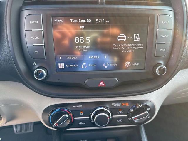 Photo of 2023 Snow White Pearl Kia Soul