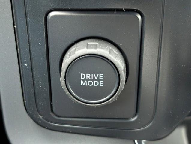 Photo of 2025 Oxford White Ford F-150