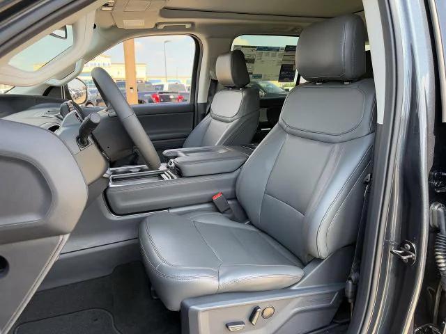 Photo of 2025 Stone Blue Metallic Ford Expedition Max