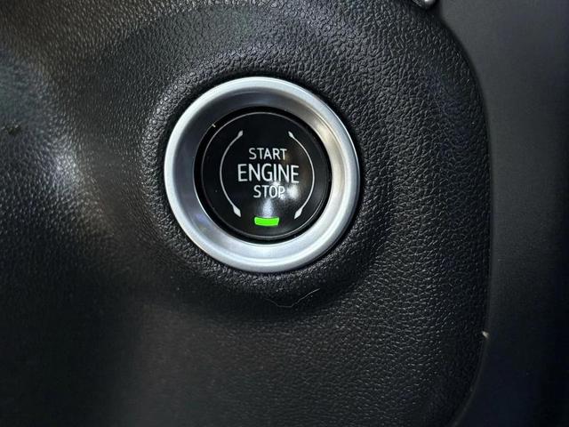 Photo of 2021 Summit White GMC Sierra 1500