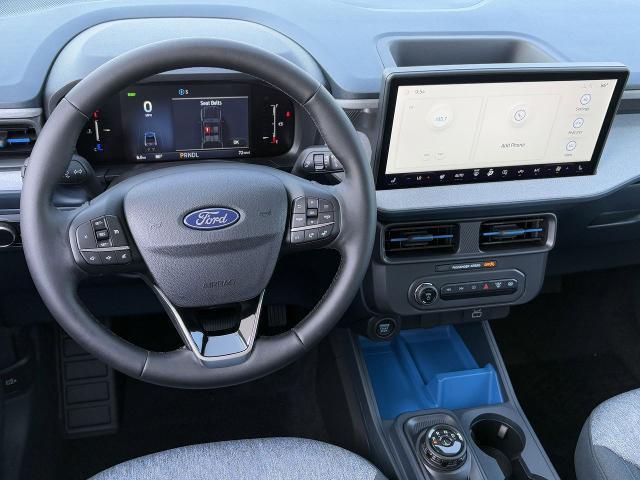 Photo of 2025 Space White Metallic Ford Maverick