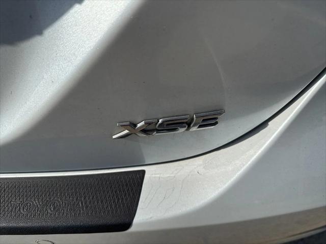 Photo of 2020 White Toyota Camry