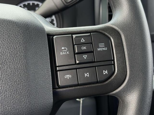 Photo of 2025 Oxford White Ford F-350