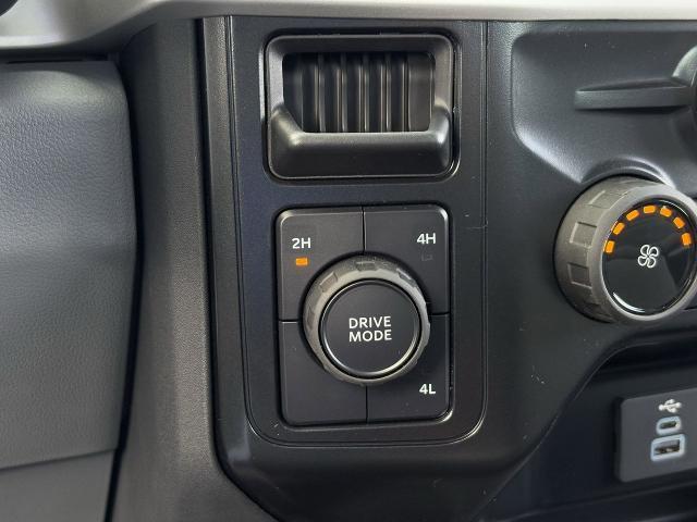 Photo of 2025 Oxford White Ford F-350