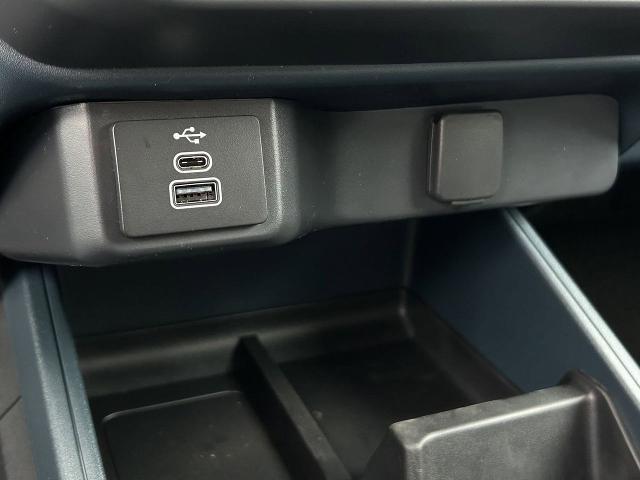 Photo of 2025 Shadow Black Ford Maverick