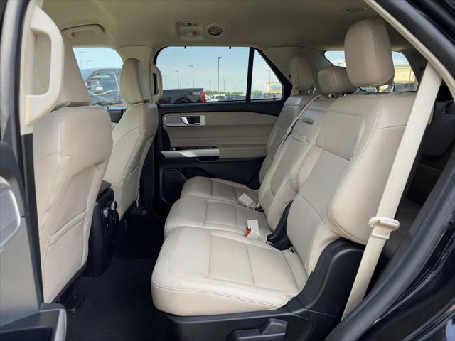 Photo of 2023 Agate Black Ford Explorer