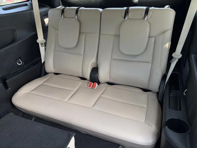 Photo of 2023 Agate Black Ford Explorer